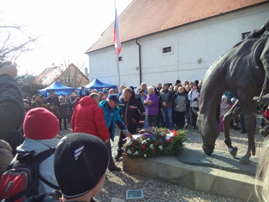 Do Lán na den T. G. Masaryka 3. 3. 18 - klikni pro větší velikost
